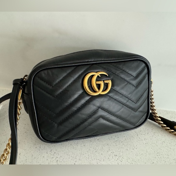 GUCCI GG MARMONT MINI SHOULDER BAG BLACK - Picture 1 of 10